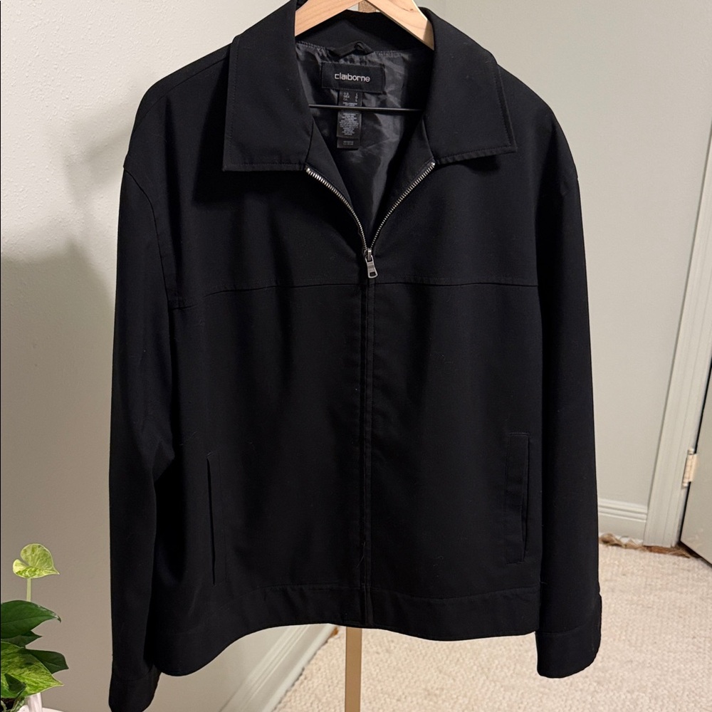 Claiborne Men's Classic Black Lightweight Jacket